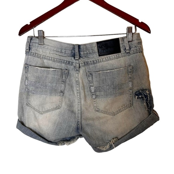 One Teaspoon Chargers Women's Jean Shorts - Picture 6 of 12
